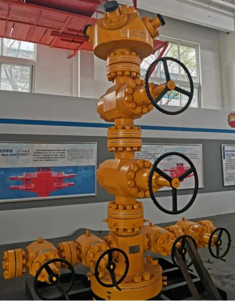 Split Wellhead Device and Oil (gas) Christmas Tree Conventional Wellhead Devices and Oil (gas) Trees on Land